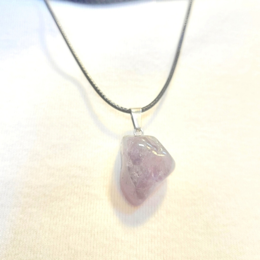 Elegant Natural Amethyst Crystal Pendant Necklace